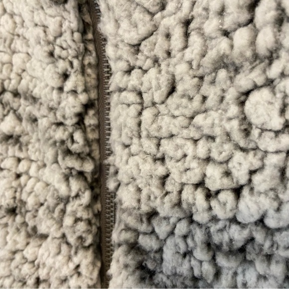 Thread & Supply Cozy Sherpa Plush Teddy Vest Size Xl - Picture 4 of 12